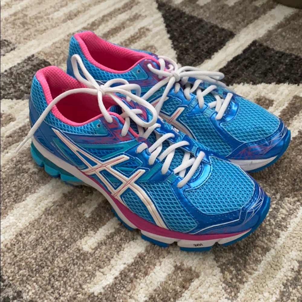 ASICS GT-1000